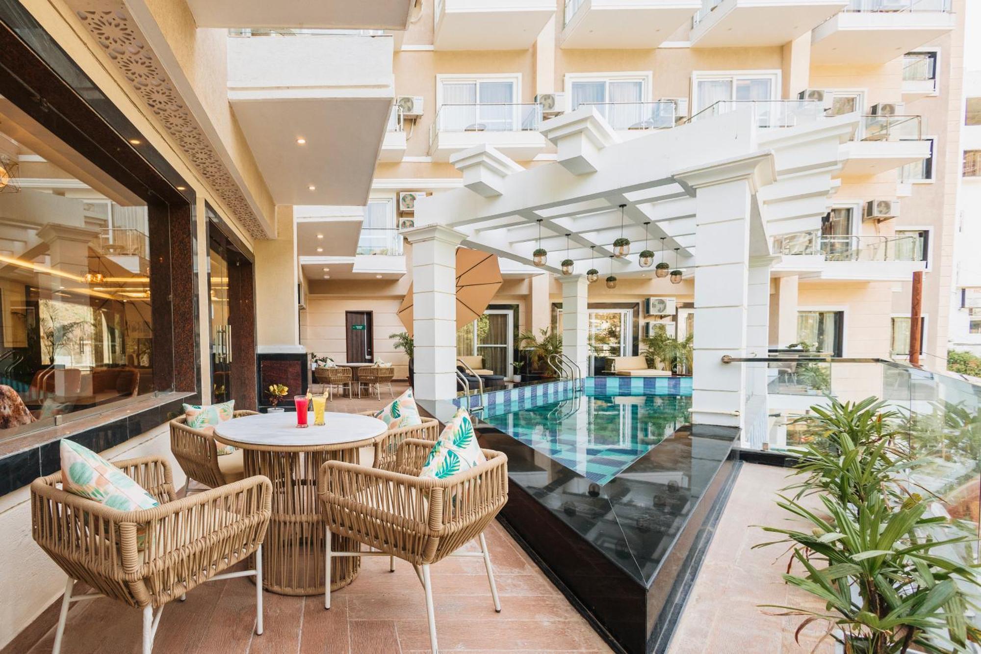 Stone Wood Hotel, רישיקש מראה חיצוני תמונה