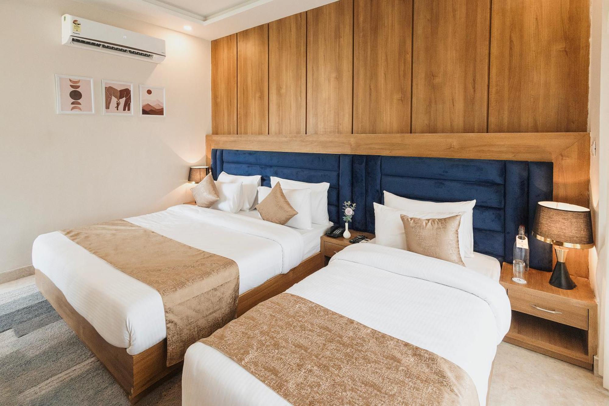Stone Wood Hotel, רישיקש מראה חיצוני תמונה